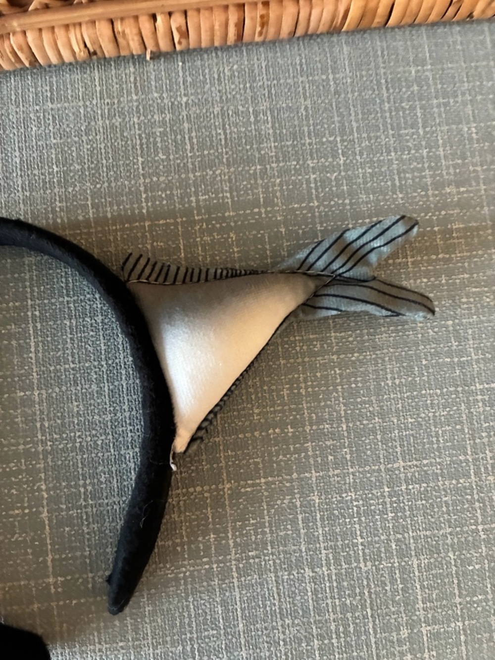 PARTY | fish headband - Picture 3 of 5